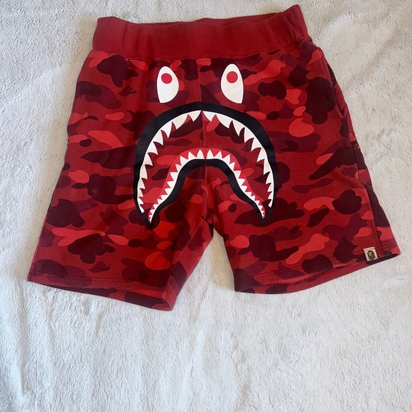 BAPE Camo red shark shorts size M